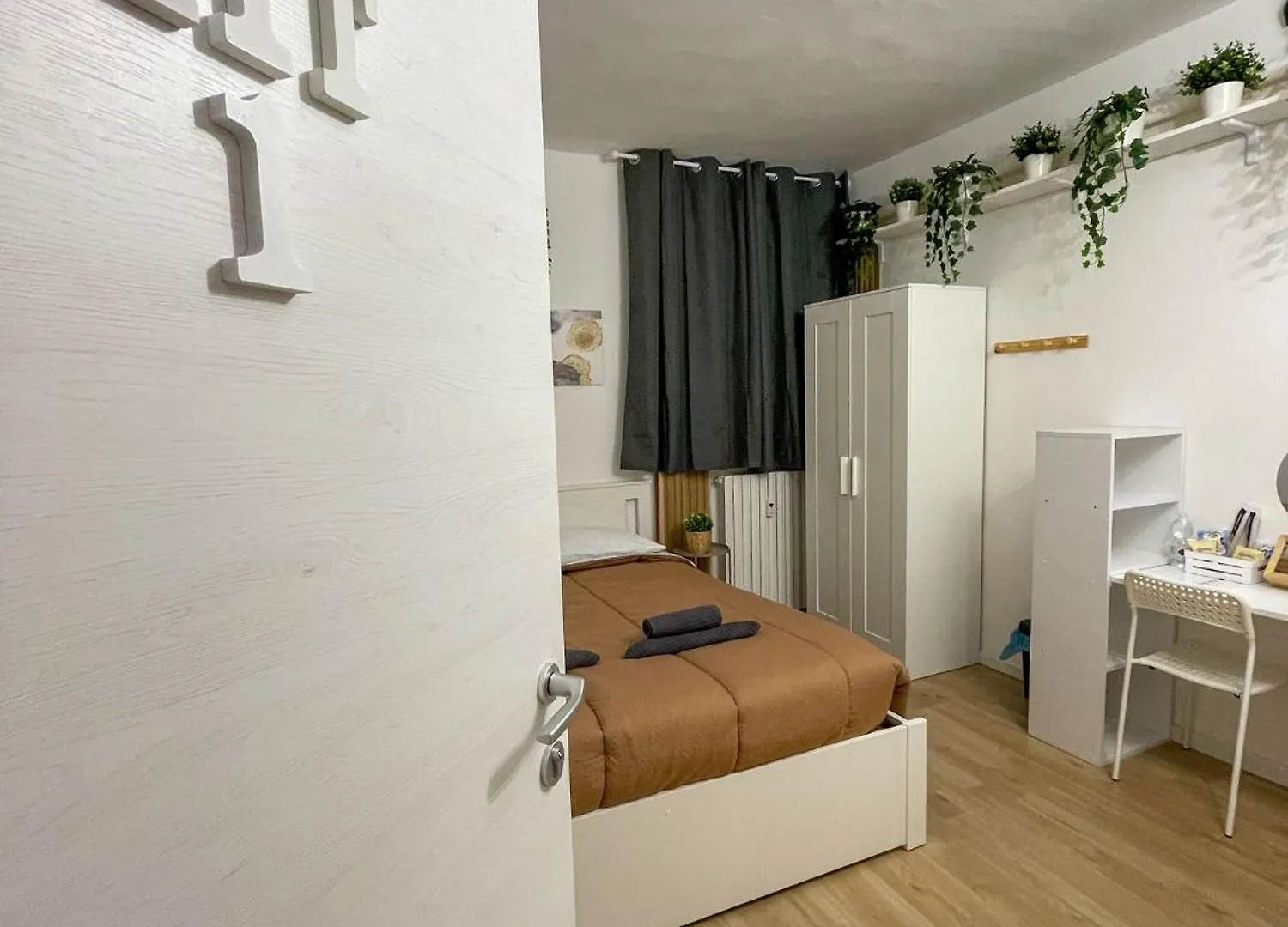 Home In Town - Home In City Life Near San Siro Stadium Милан Проживание в семье