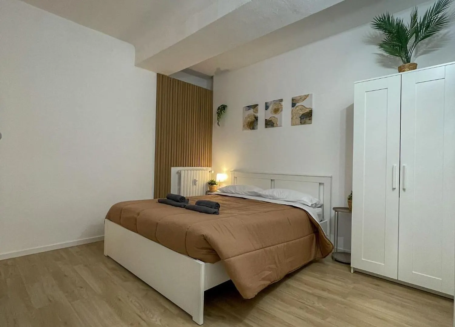 Home In Town - Home In City Life Near San Siro Stadium Милан 0*,